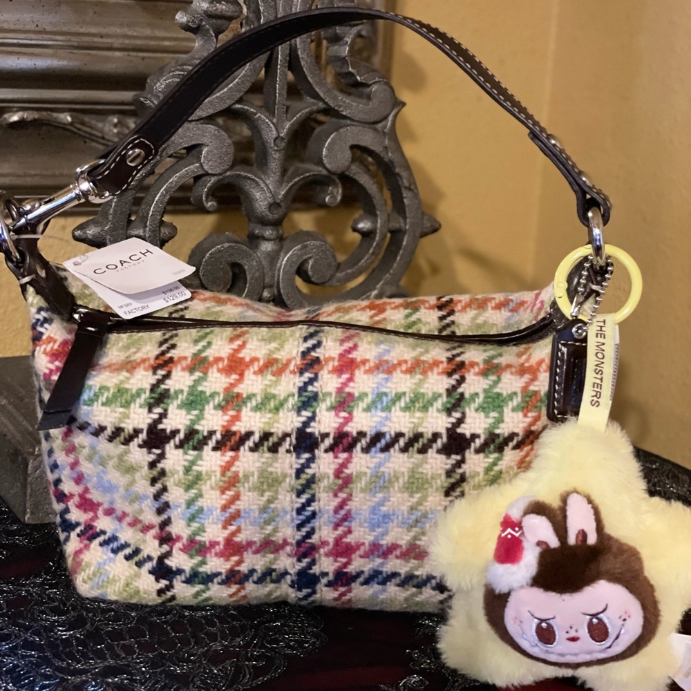 COACH NWT Hampton Tattersall Top Handle Pouchette Mini Bag W/NWOT Labubu Charm - Picture 3 of 17